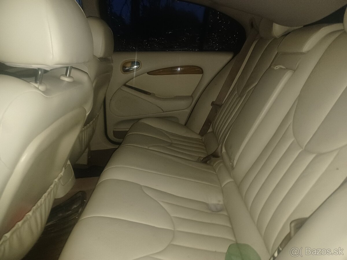 Predam Jaguar S type,,3.0i,,,+ splyňovač - 3