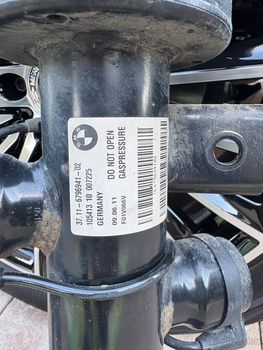 Predám predne tlmiče na Bmw530 GT - 3