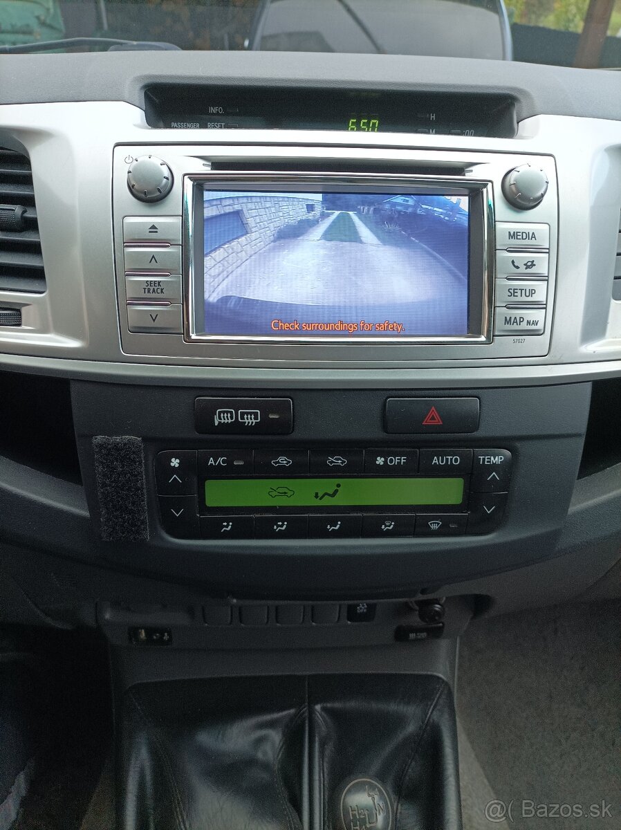 toyota Hilux 3.0 4x4 - 3