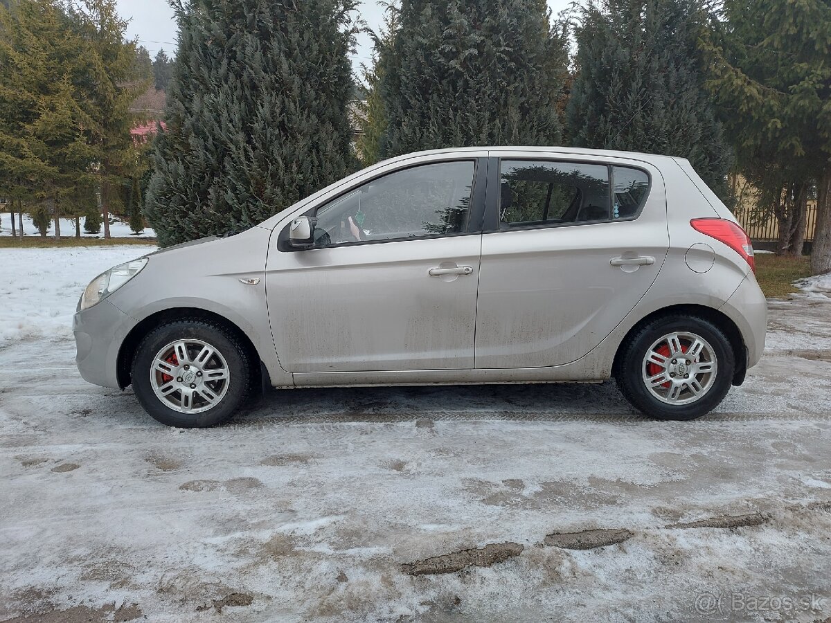 Predáme Hyundai i20 - 3