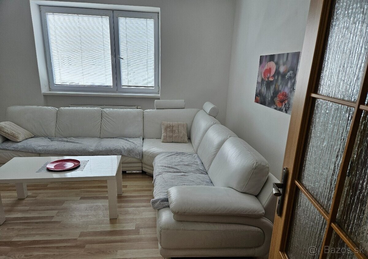 PREDAJ-3izbový byt v centre mesta-MICHALOVCE - 3