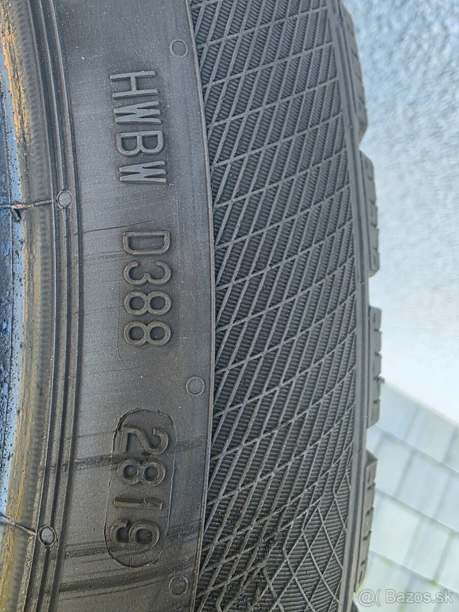 Predam zimnu pneu Continental 195/55 R20 - 3