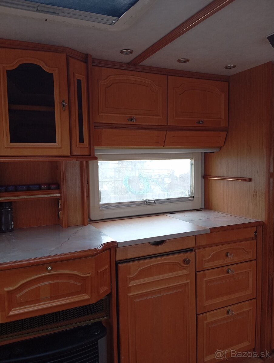 Predám karavan TAbBERT Baronese 655. - 3