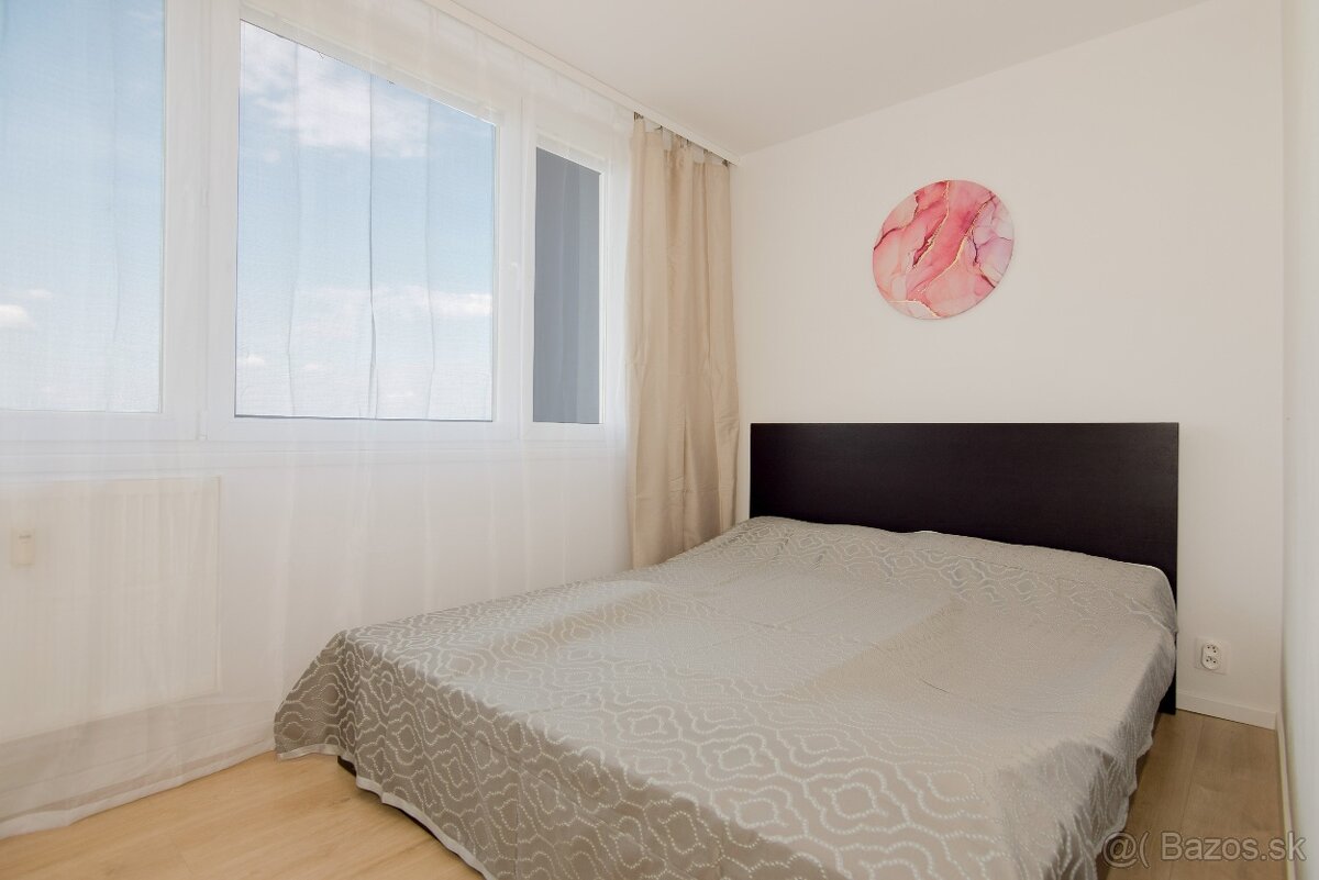 Moderný 1.5i byt so zasklenou lodžiou a klimatizáciou, DNV - 3