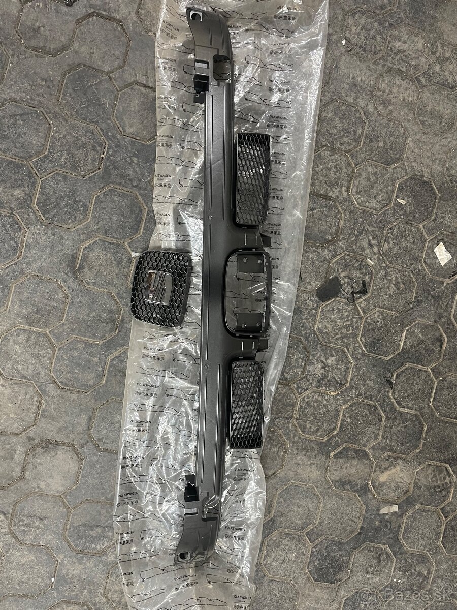 Maska so znakom OEM diel original Cupra/topsport leon - 3