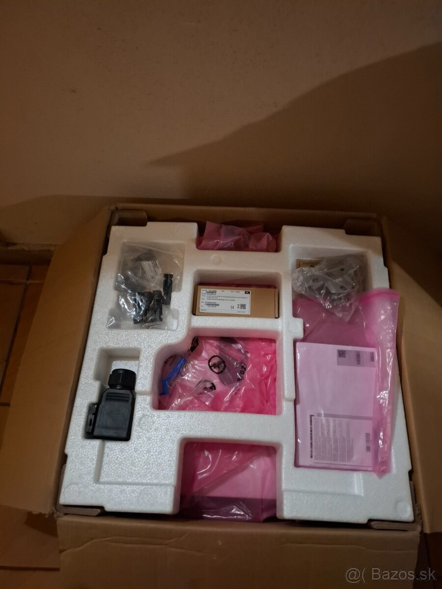 menič Huawei SUN2000-15KTL-M2 HC + SmartMeter + WiFi Dongle - 3