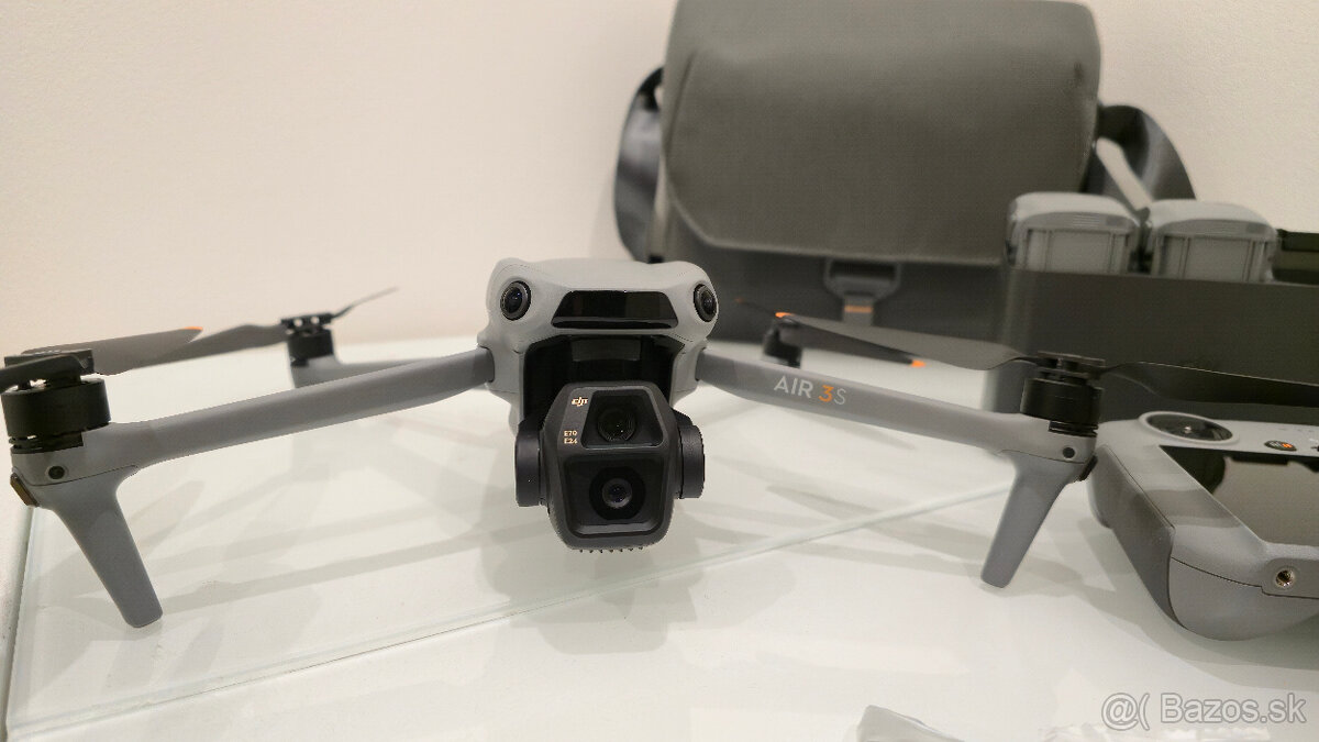 Predám Dron DJI Air 3S Fly More Combo (RC2) plná záruka - 3