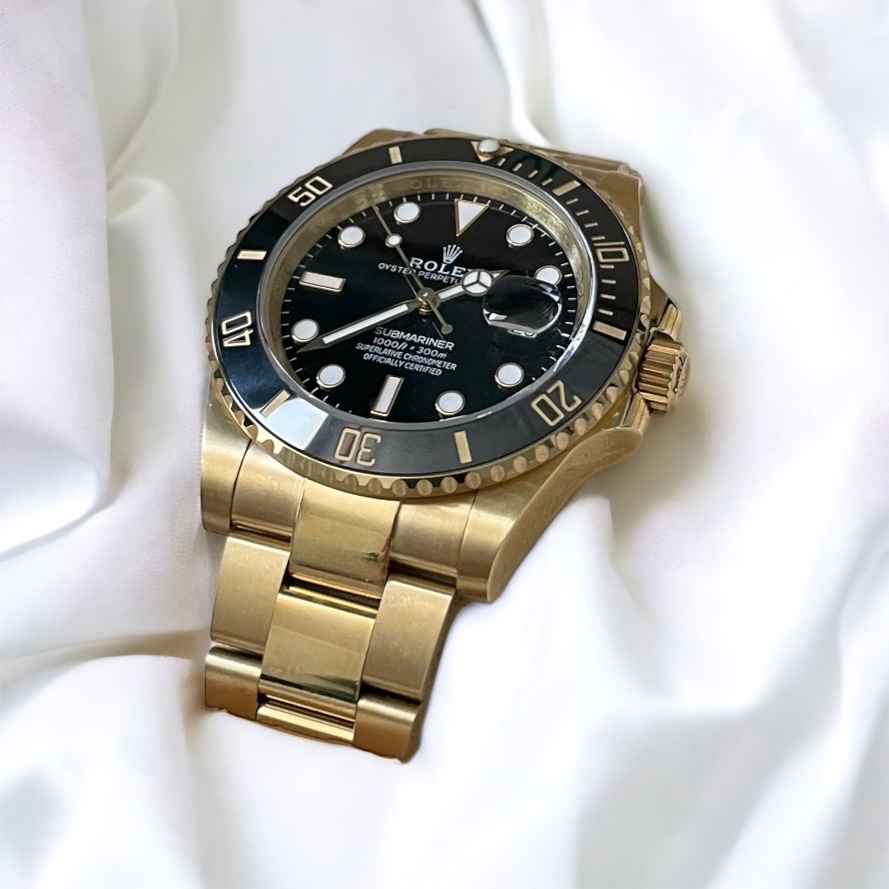Rolex Submariner Gold - 3