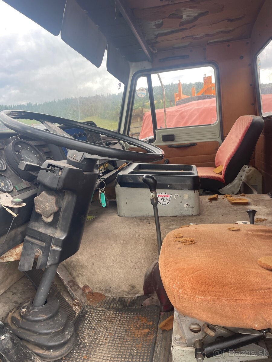 Liaz sklápač 4x4 - 3