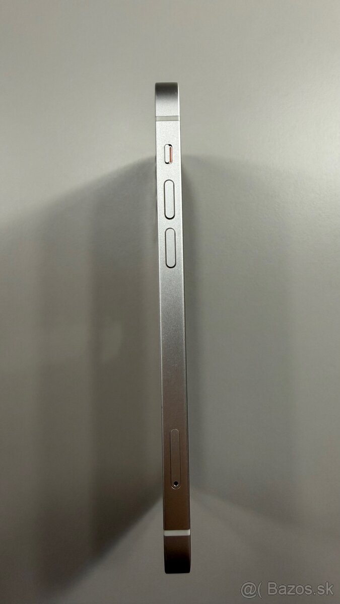 iPhone 12 64GB - biely - 3