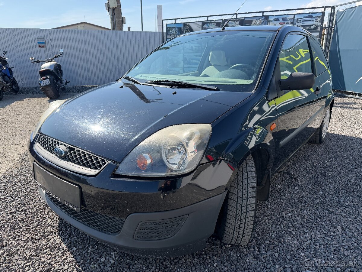 Ford Fiesta 1.3 Ambiente - 3