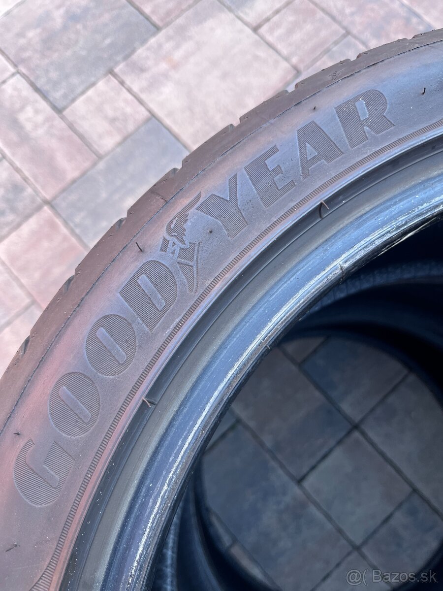 Letné pneu Goodyear 245/40/18 - 93H - 3