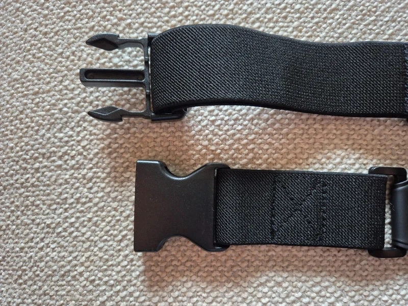 Univerzálne vodeodolné vrecko. S tromi upevňovacími prvkami - 3