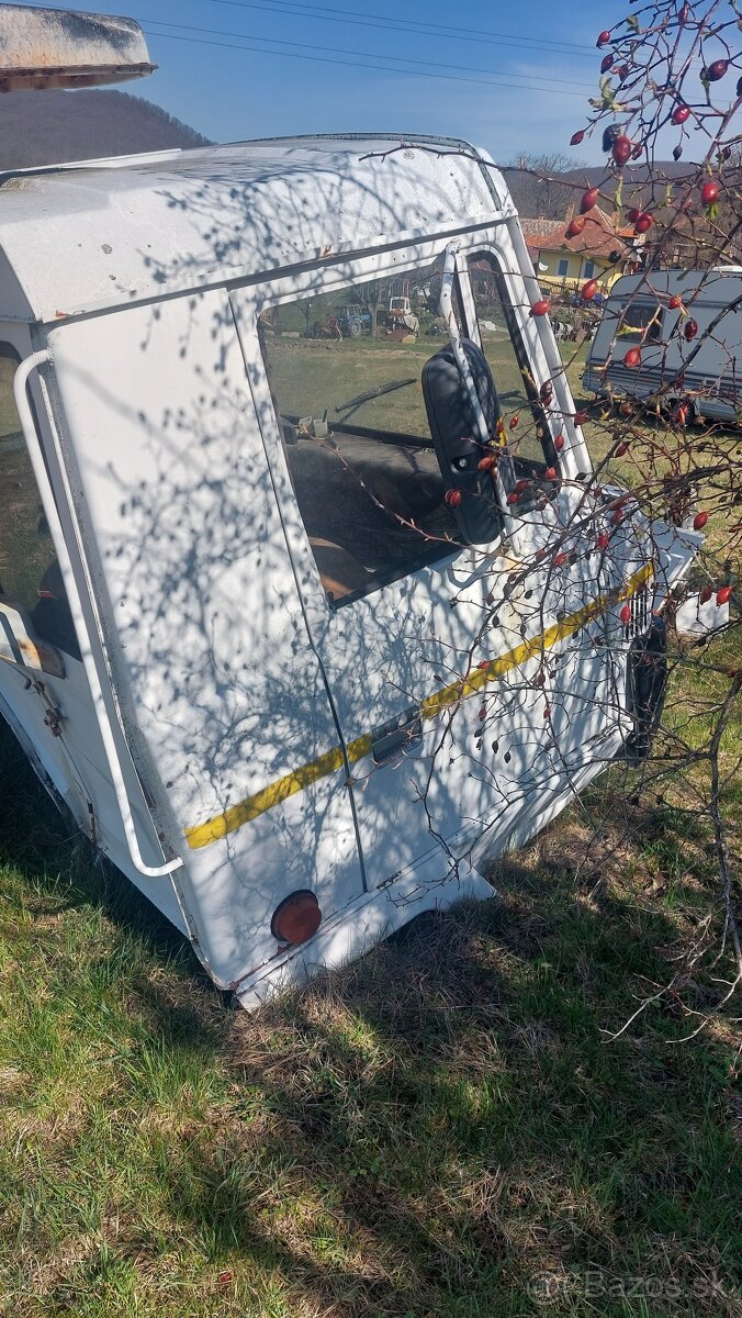 Kabina T 815 - 3