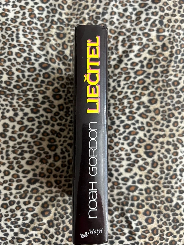 Liečiteľ - Noah Gordon - 3