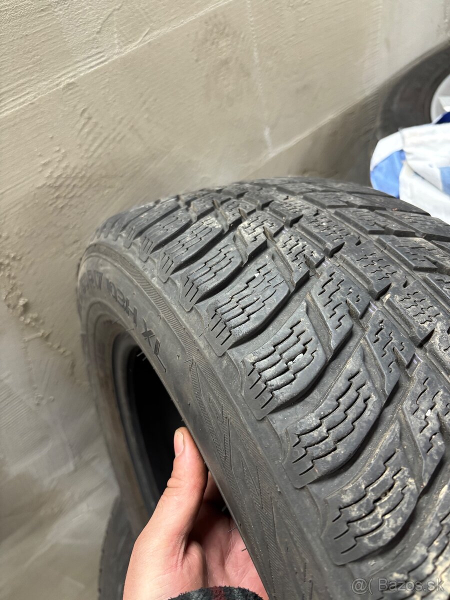 225/60 17 zimné pneu Nokian - 3