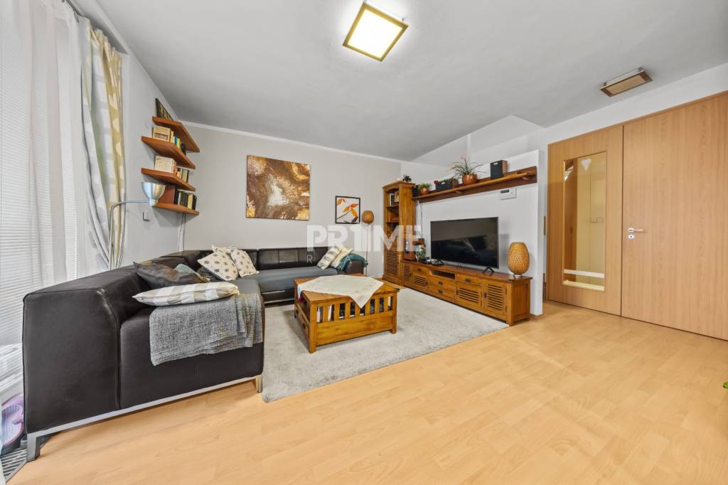 MODERNÝ 4i RD, TERASA, ZÁHRADA, TERASA, GARÁŽ, Čakanková uli - 3