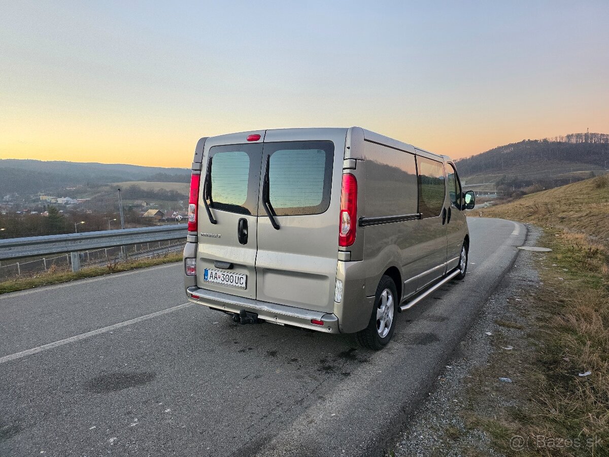 Predám Renault trafic 2.0cdi 84kw - 3