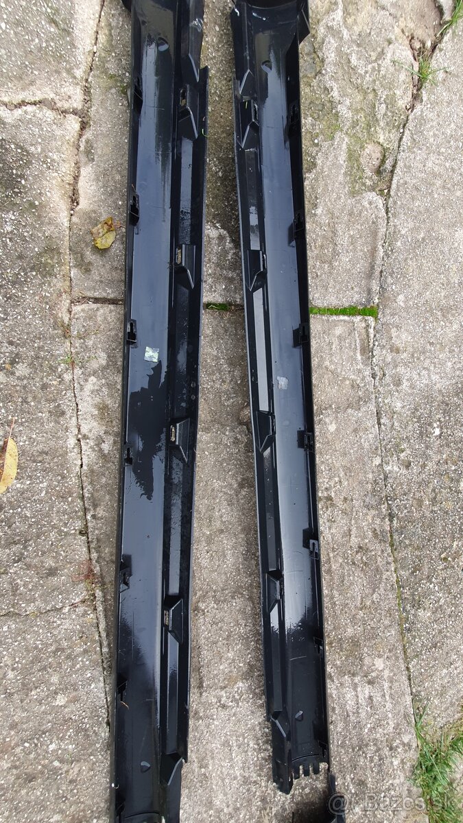 Spodne plasty VW touran - 3