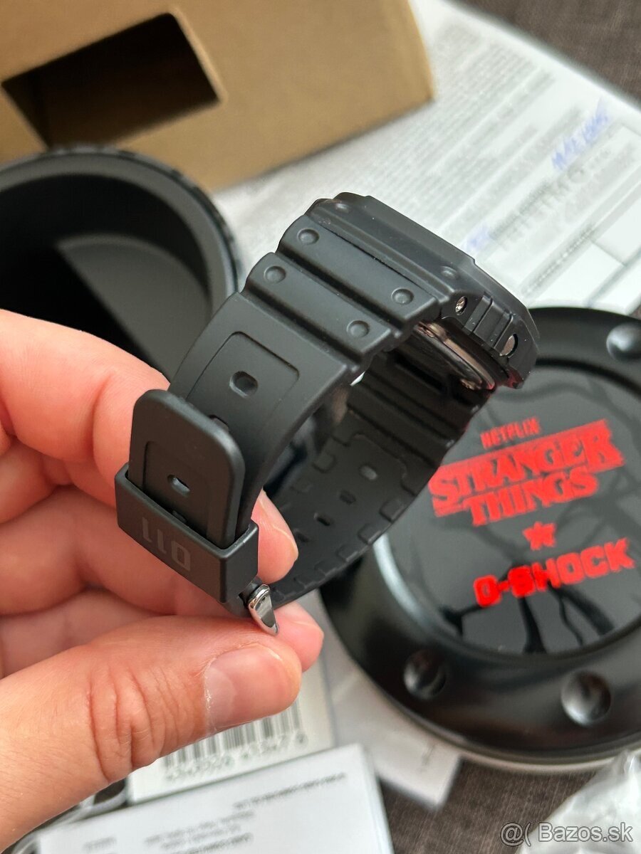 Casio G-Shock X Stranger Things - 3
