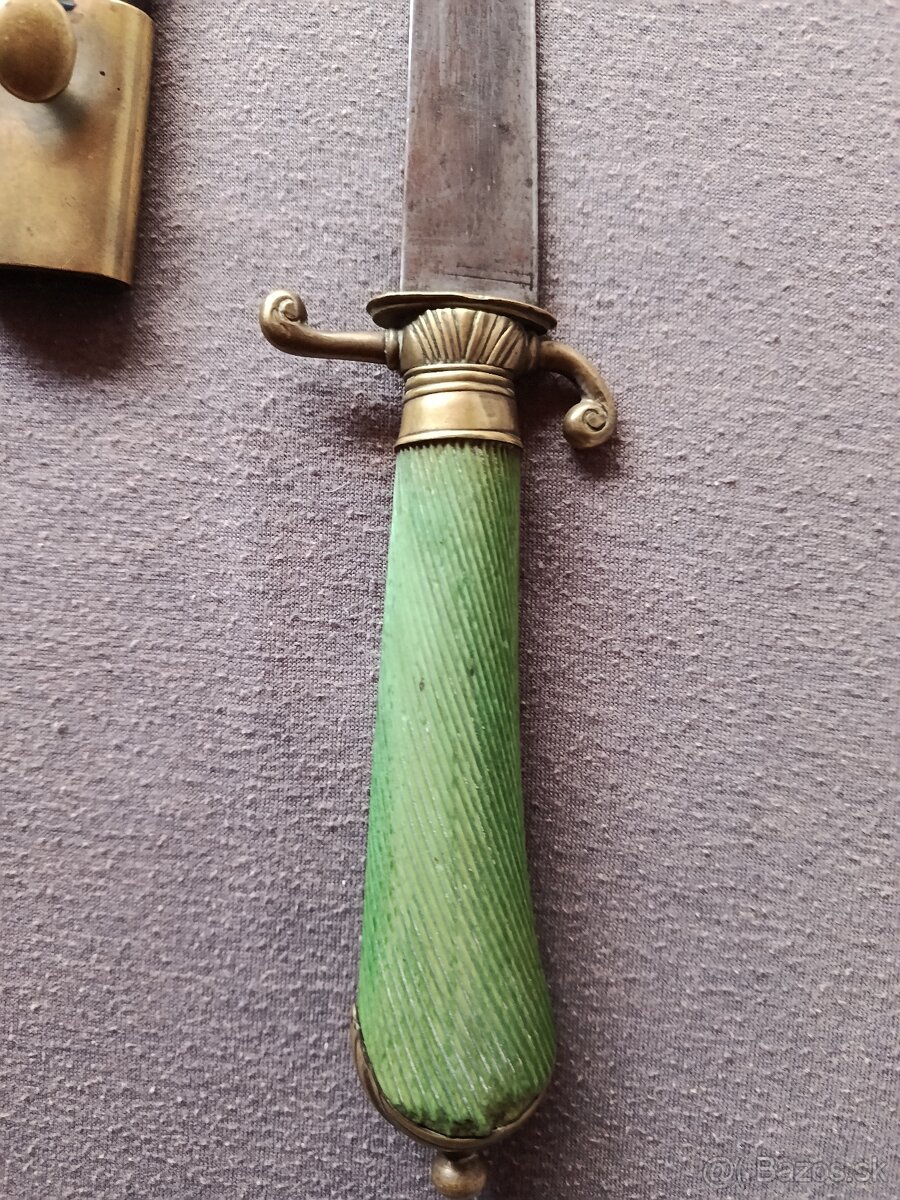 Tesak - 3