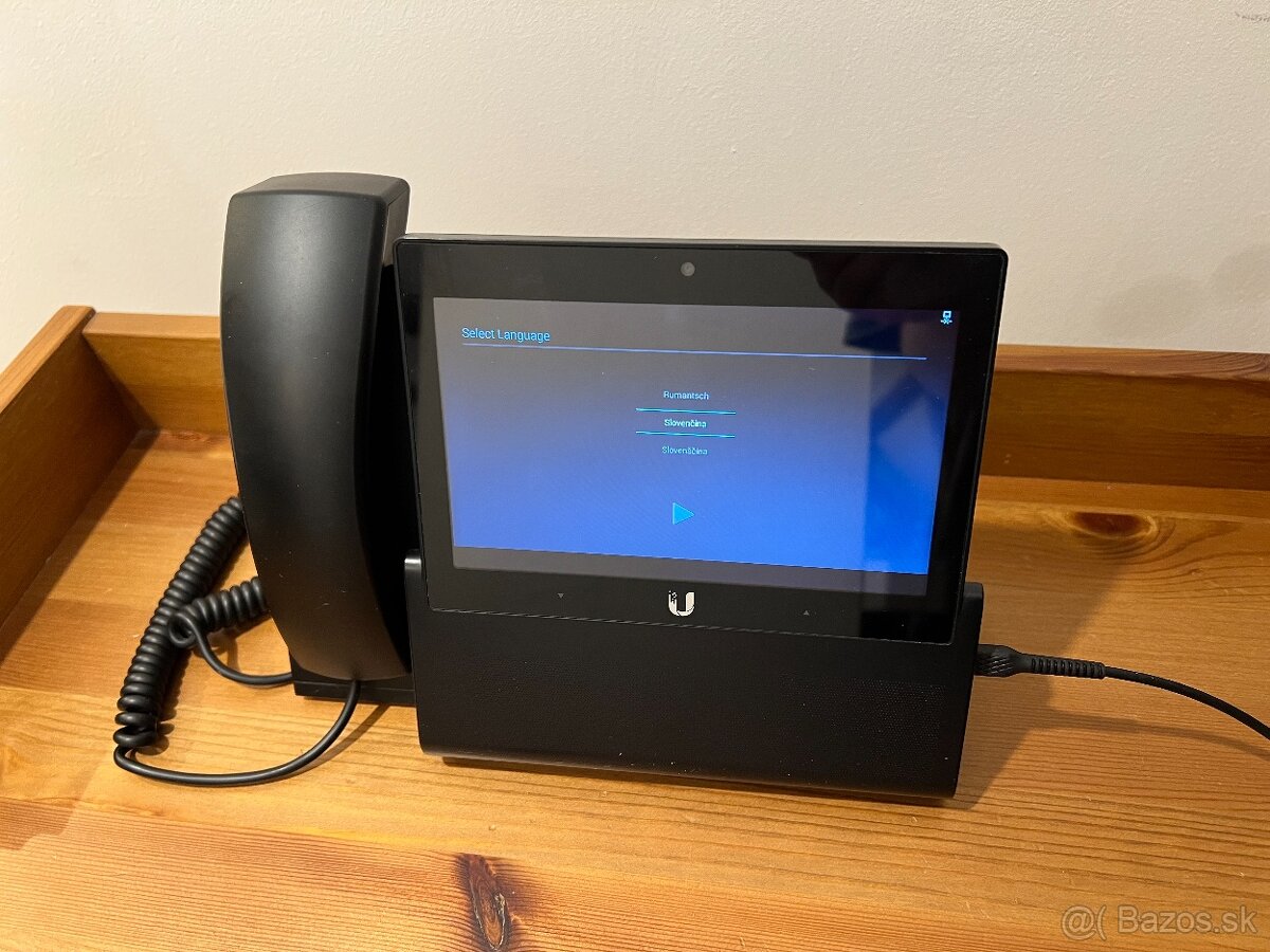 Káblový kancelársky VoIP telefón - 3