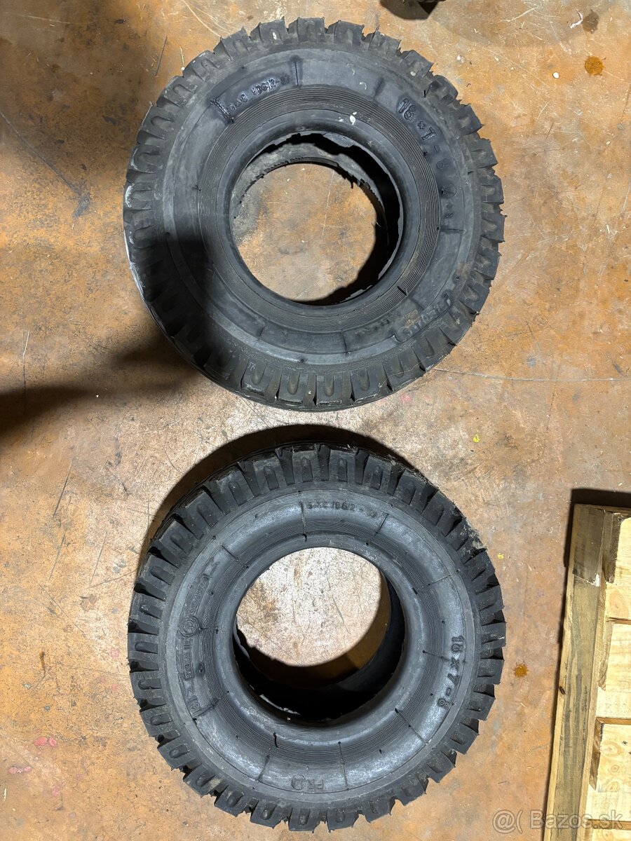 Pneu 18x7-8 - 3