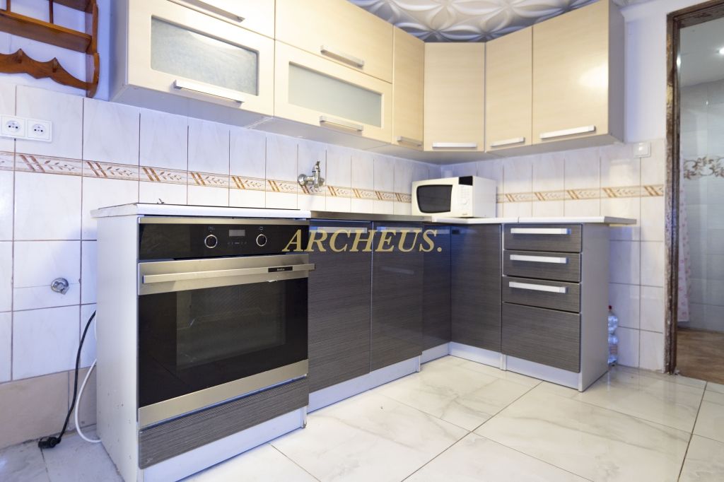 NA PREDAJ, RODINNÝ DOM, PETROVANY - 3