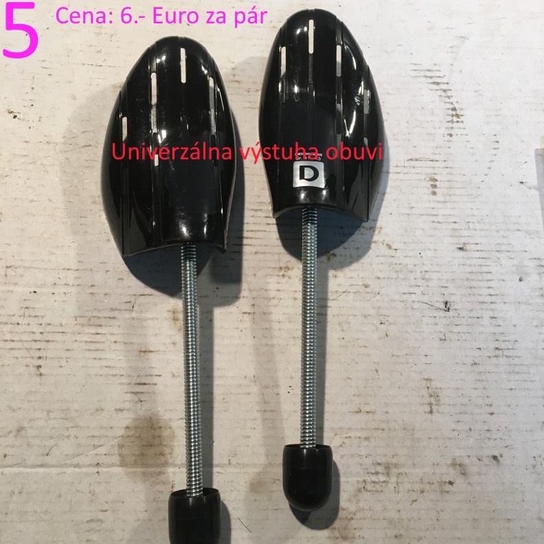 Prútený košík a retro obrazy - 3