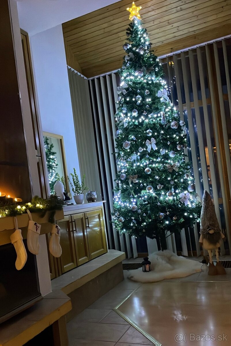 Vianočný stromček výška 3metre - 3