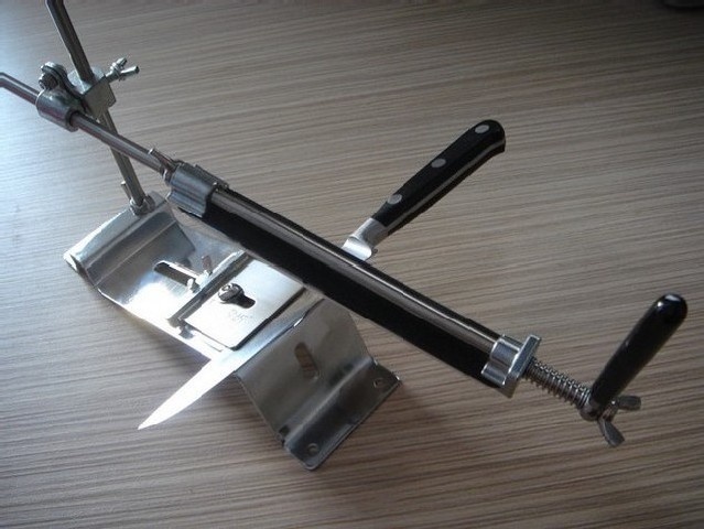 PROFI nástroj na ostrenie nožov, nožníc, sekáčov, atď... - 3