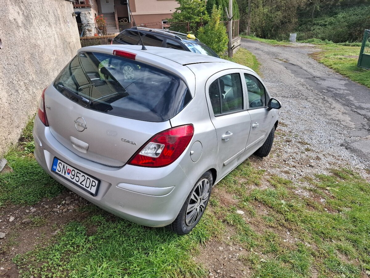 Opel corsa D 1,0i44kw r.v 2007 ,SR - 3