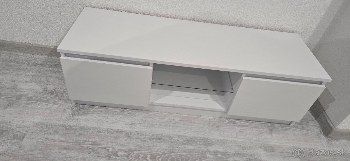 Tv stolík - 3