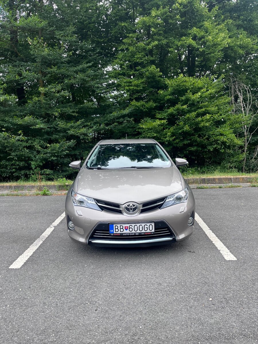 Toyota Auris 1.6 Valvematic - 3