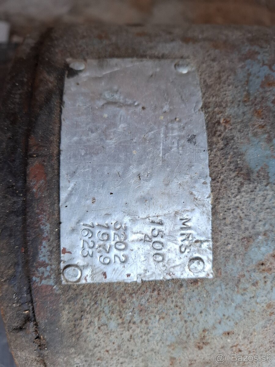 Motor s prevodovkov - 3