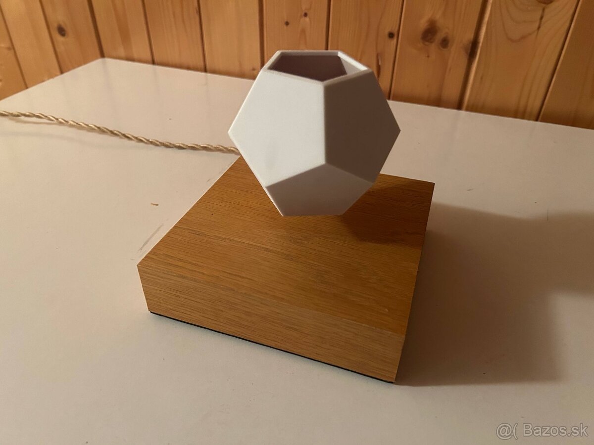 Magneticky levitujúci kvetináč LYFE - 3