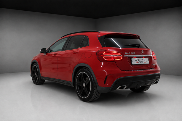 Mercedes-Benz GLA 220 d 4MATIC A/T - 3