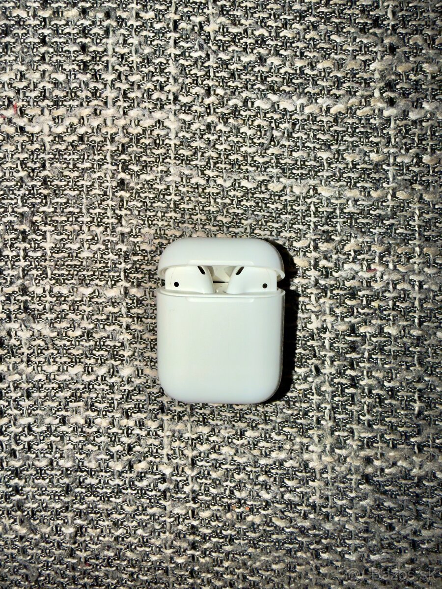 Predám Apple AirPods 2. generácie (2019) - 3