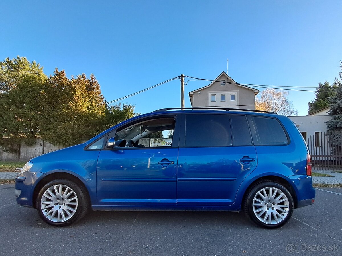 VW TOURAN - 3