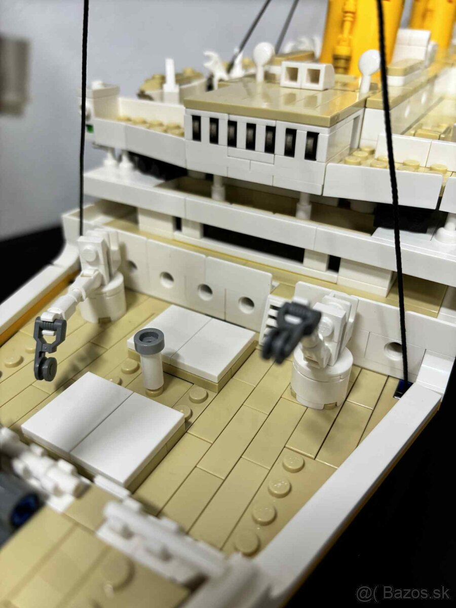 LEGO Titanic 10294 - 3