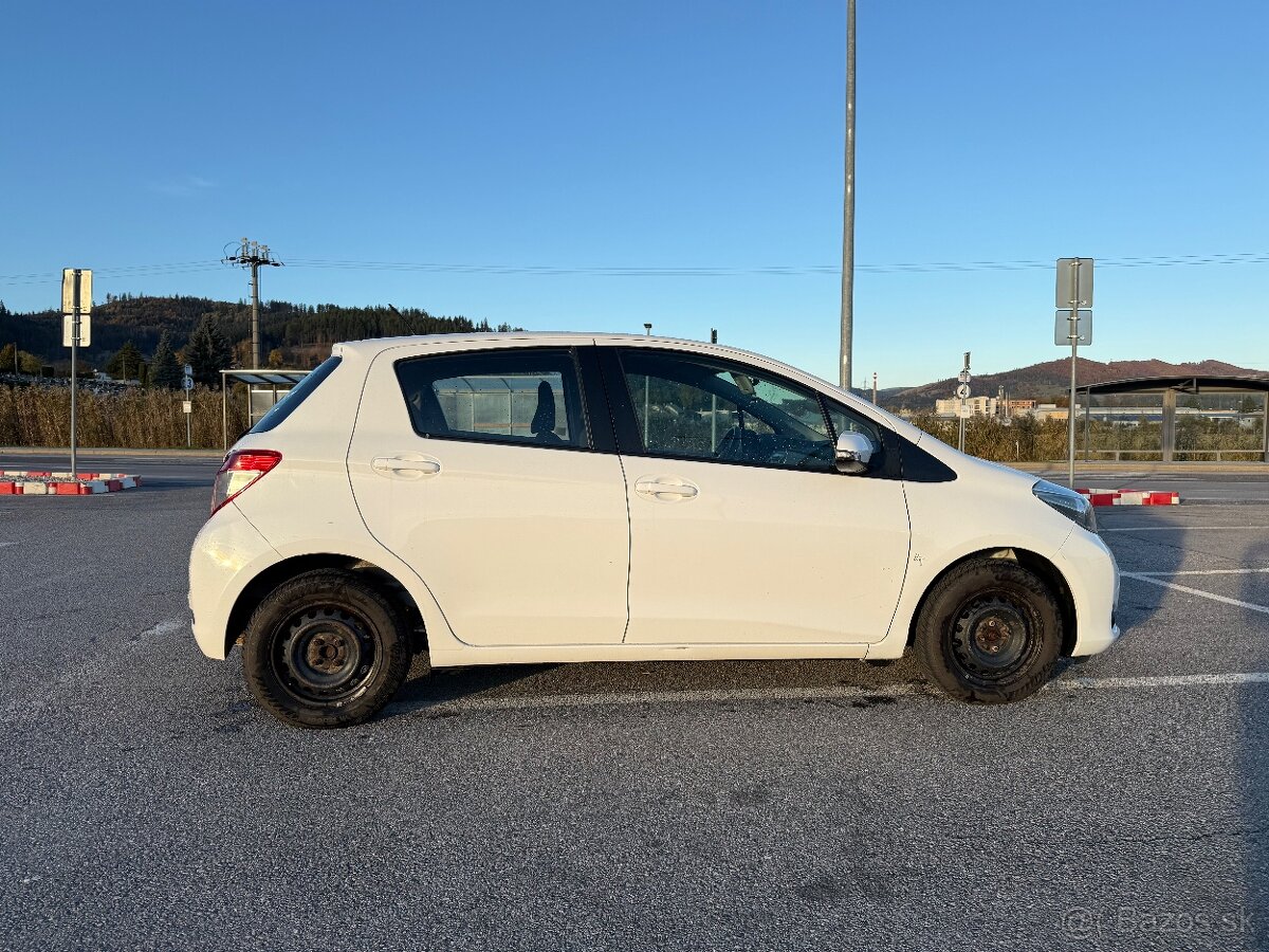Yaris 1.0 MT5 - 3
