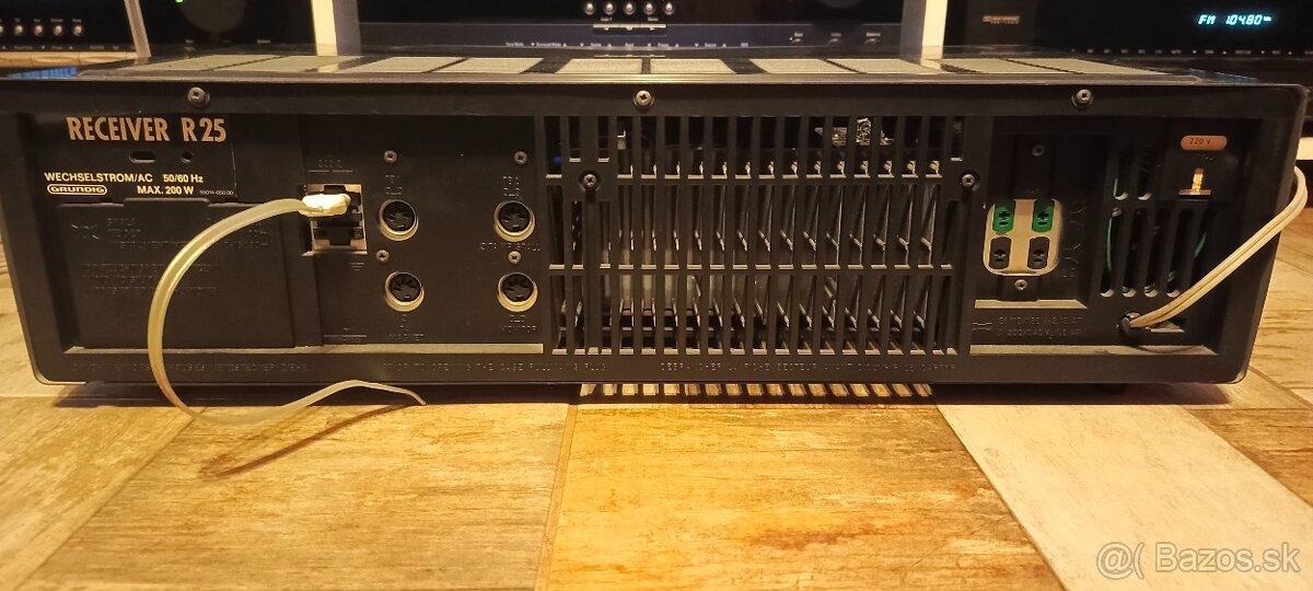 Grundig R25 - 3