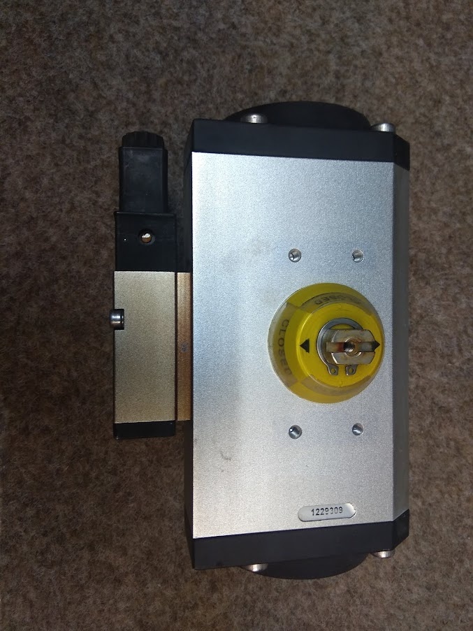 Piest s rotaciou 90 stupňov - 3