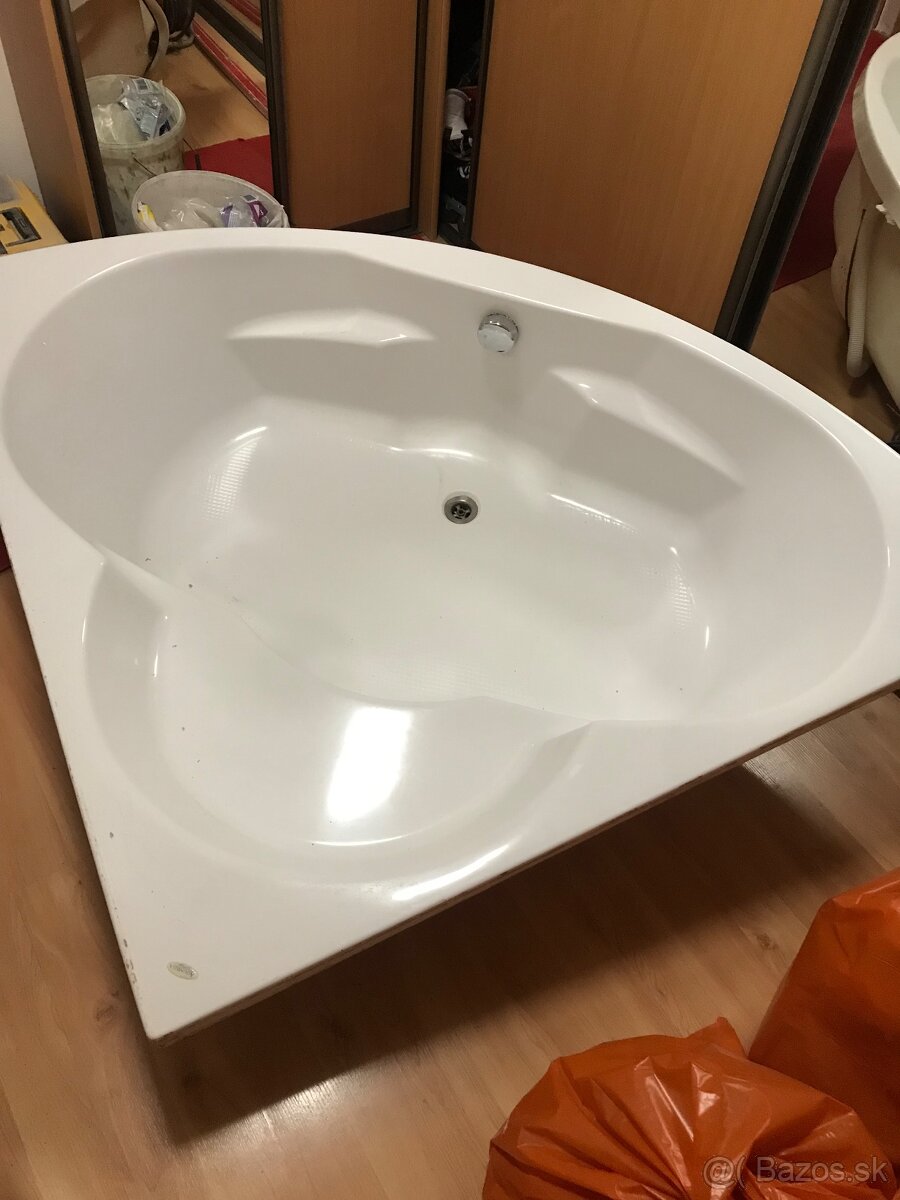 Rohová vaňa - 3