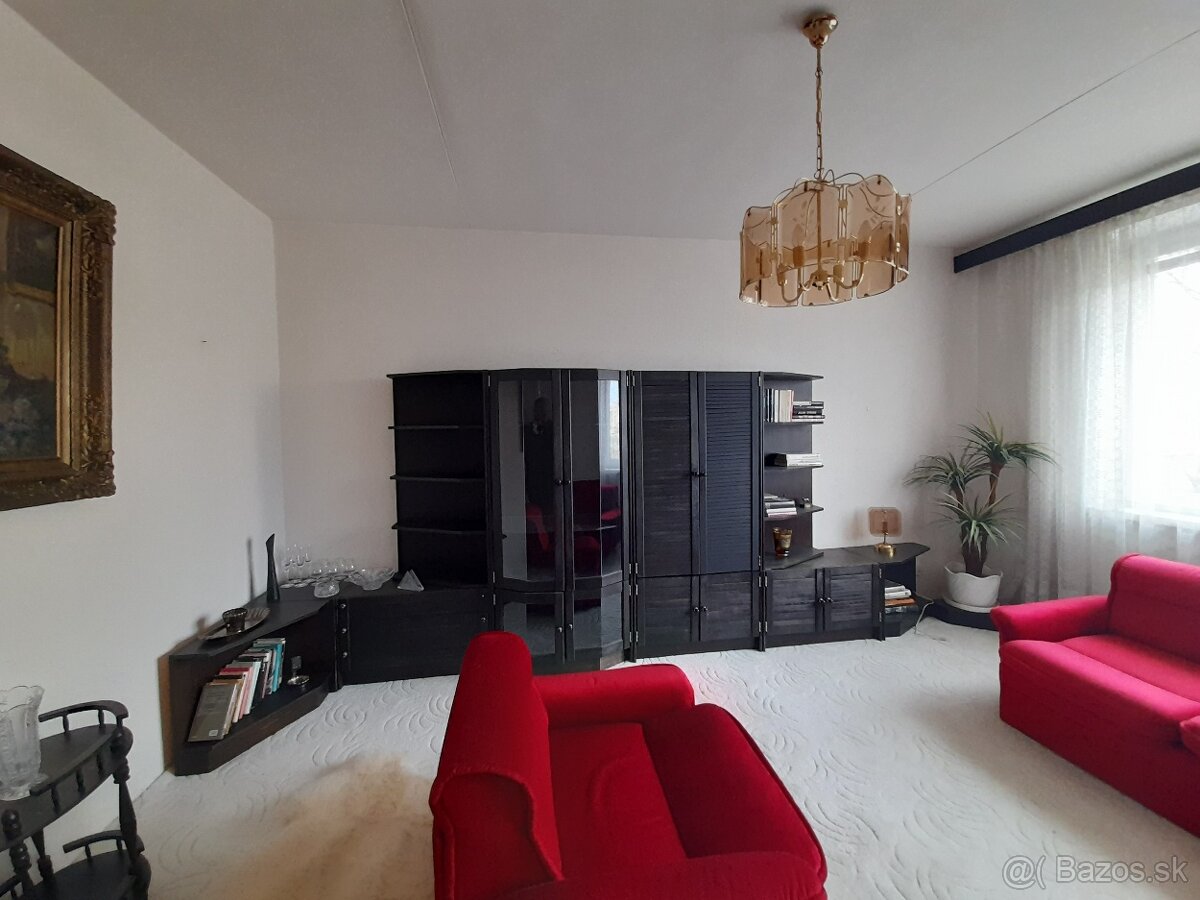 Na predaj 3 izbový byt, 67m2, sídl. Terasa, Narcisová ul. - 3