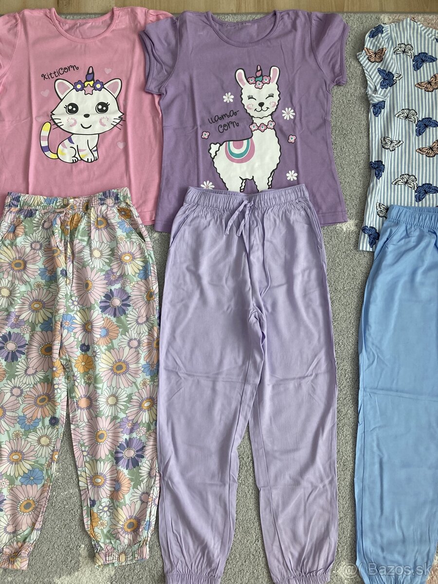 Tri letné komplety veľ. 134 - 3