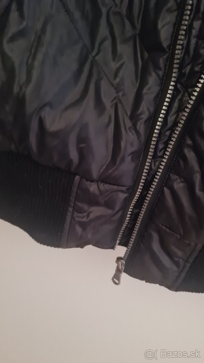 Čierna páperová bunda - 3