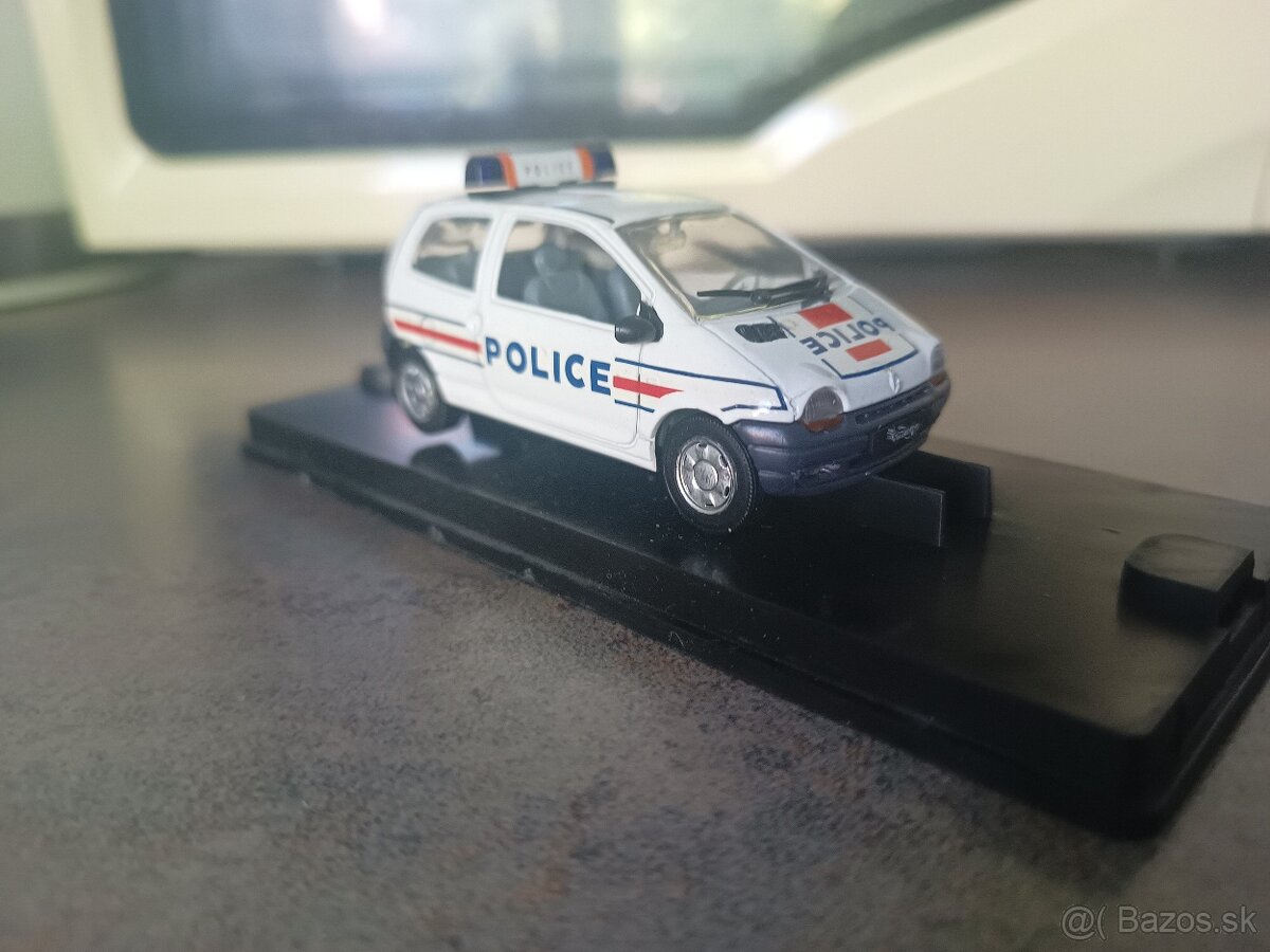 1:43 Renault Twingo Police - 3