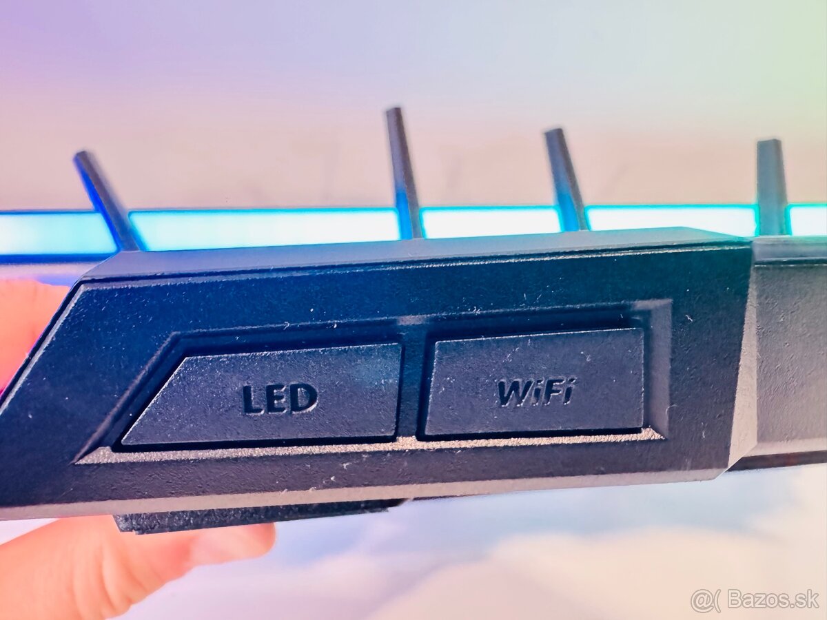 Špičkový 4x4 MIMO WiFi router ASUS RT-AC87U AC2400 - 3