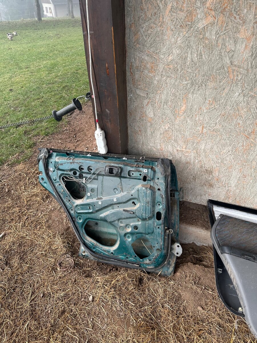 Subaru Forester 1998 náhradné diely - 3